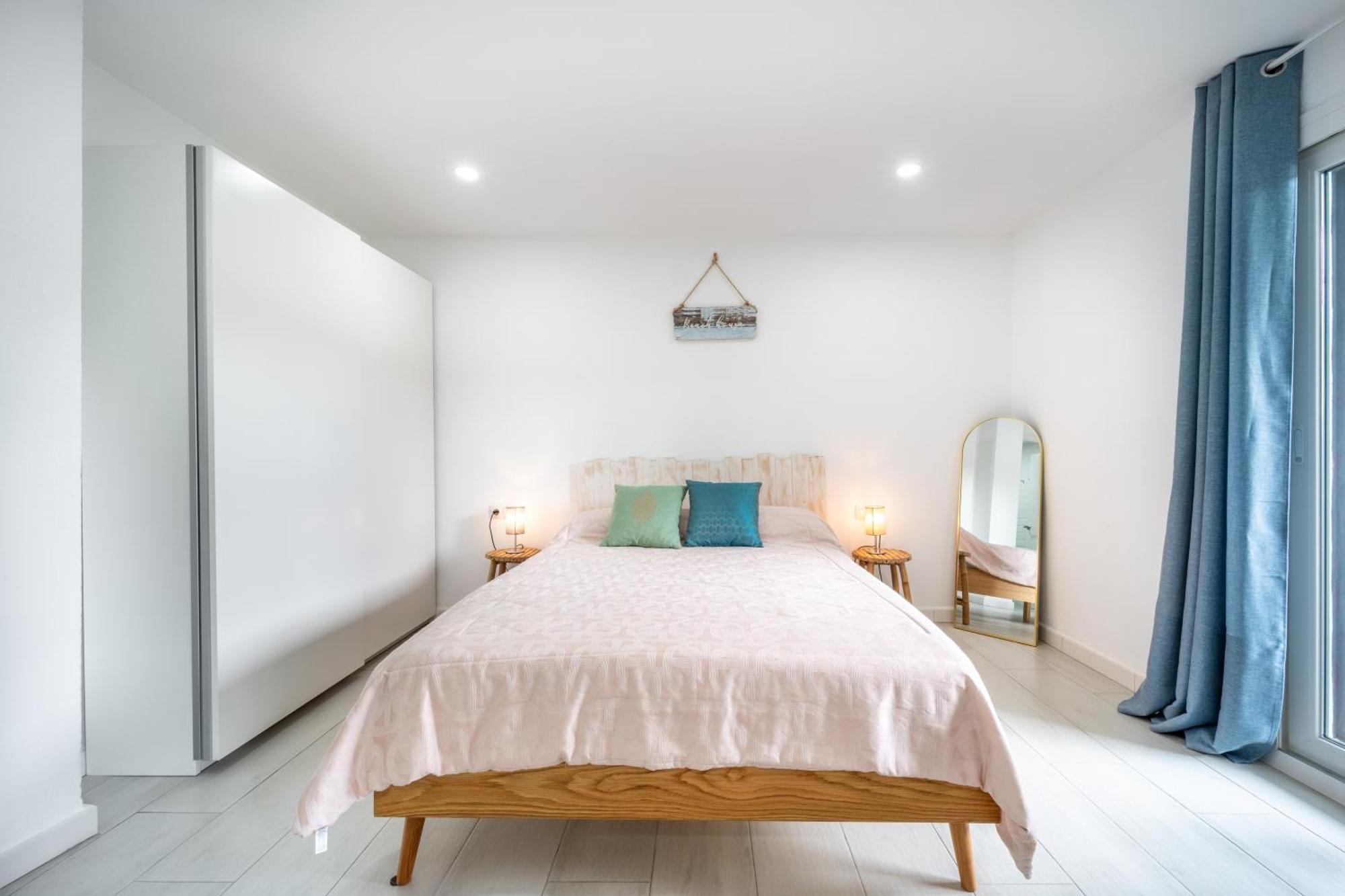 A Terrace With Sea View, 2 Bedrooms Apartment In בנאלמדנה מראה חיצוני תמונה